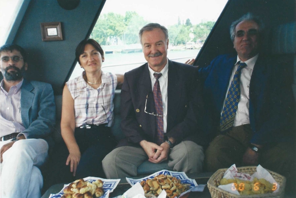 Handan, Fahri ve Muharrem